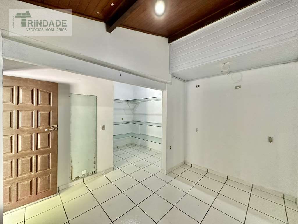 Casa térrea, impecável com 3 dormitórios / 1 suíte na Granja Viana, foto 17 de 50