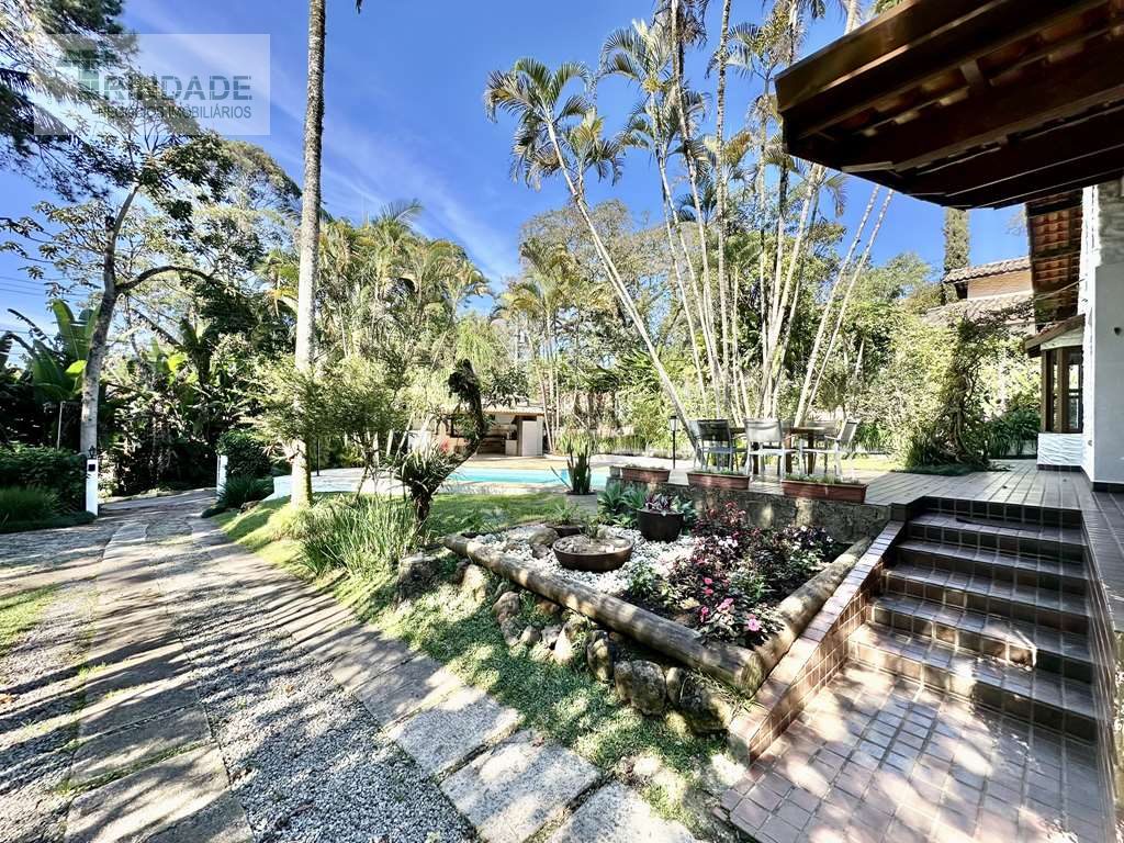 Casa térrea, impecável com 3 dormitórios / 1 suíte na Granja Viana, foto 21 de 50