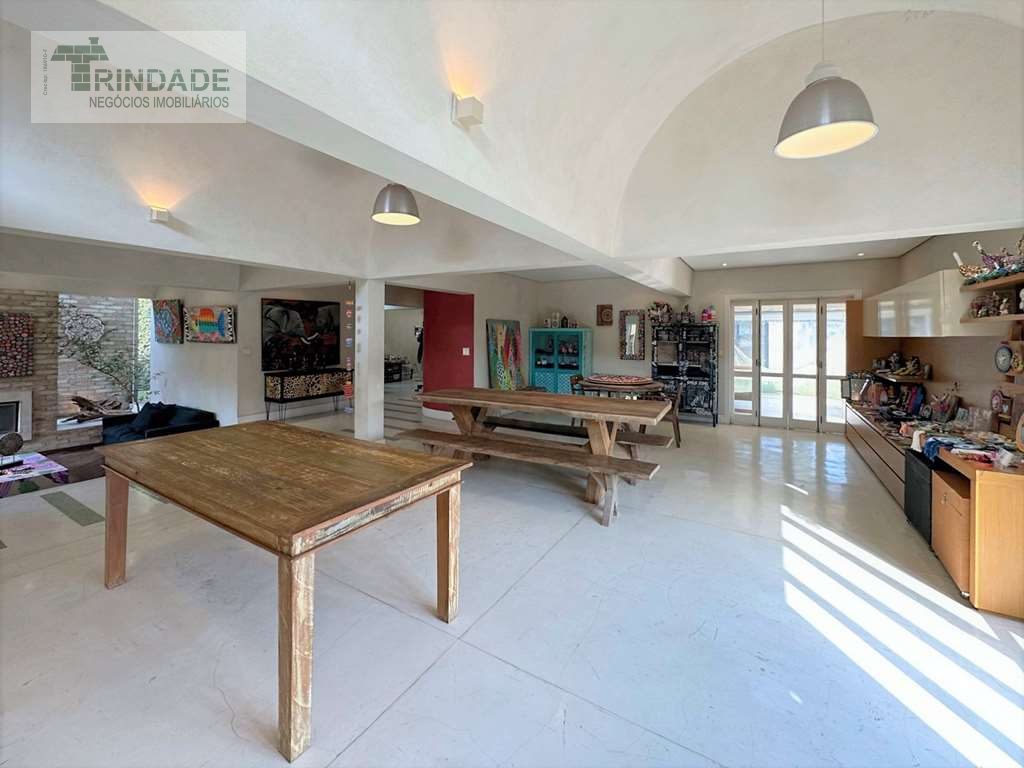 Casa térrea com 3 suítes na Granja Viana, foto 14 de 42