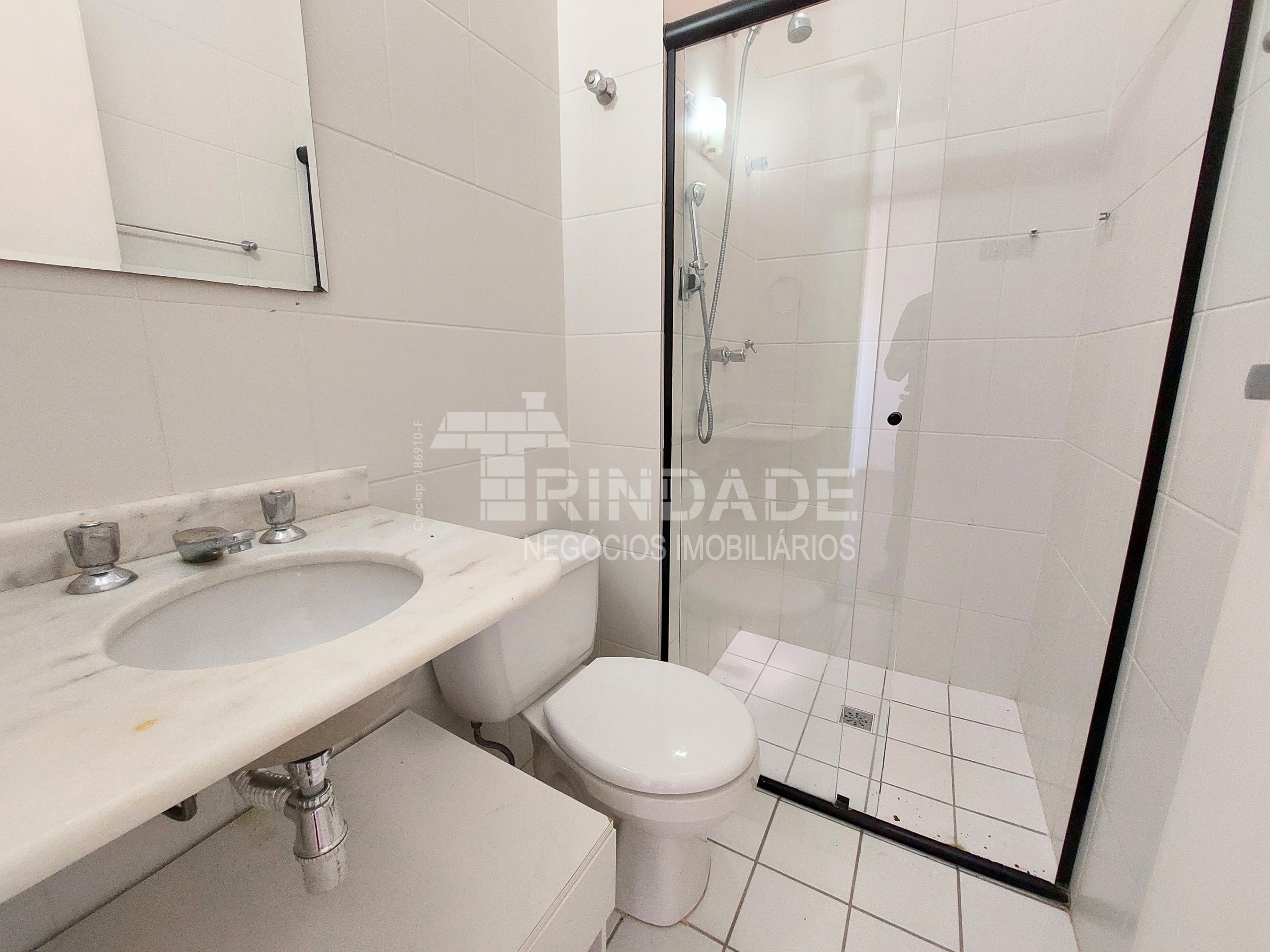 Linda Casa com 3 dormitórios / 1 suíte na Granja Viana, foto 31 de 48