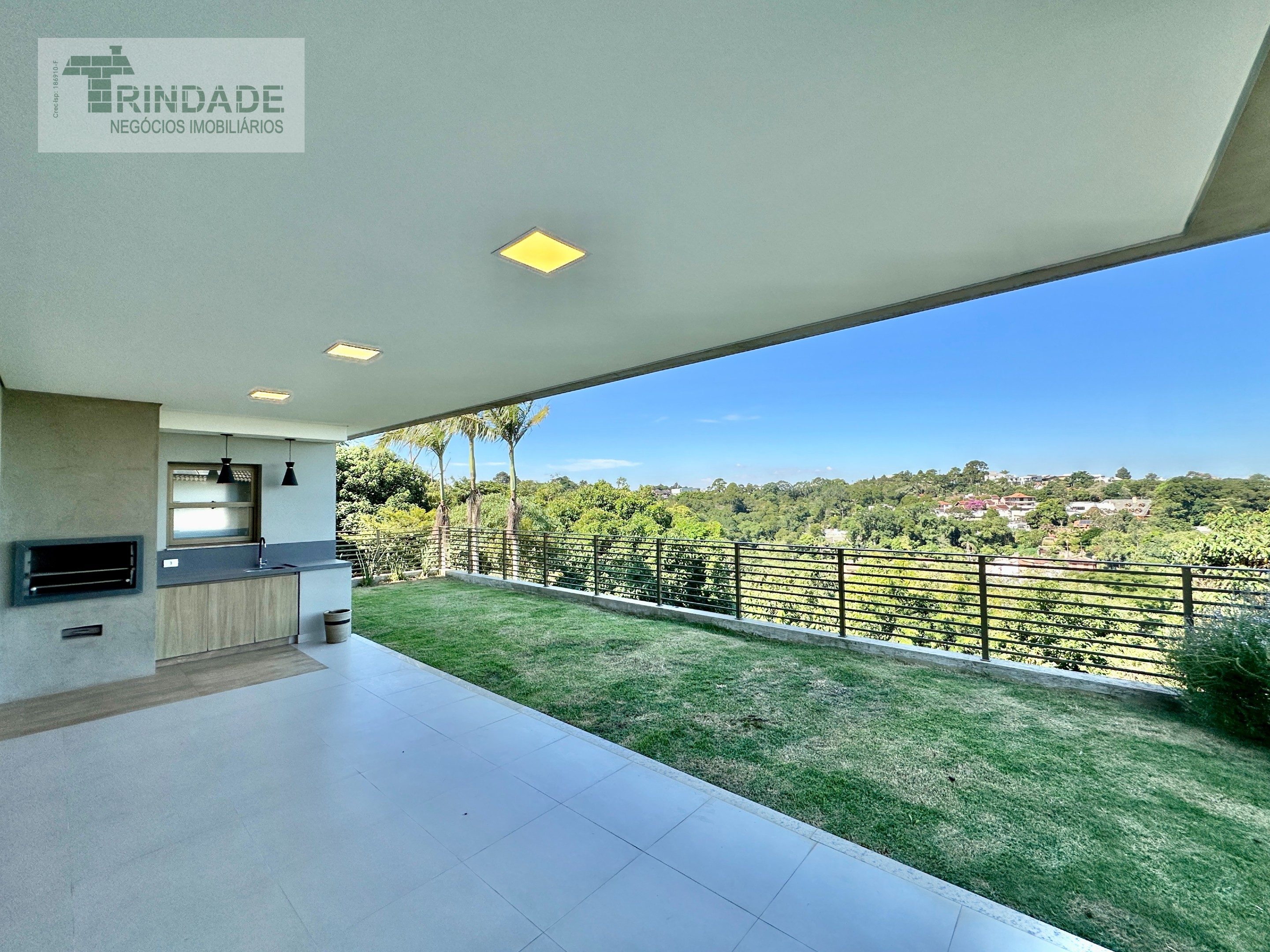 Casa impecável com 3 suítes, área gourmet, escritório e linda vista na Granja Viana, foto 31 de 56