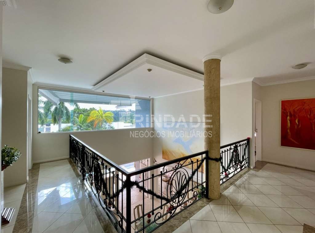 Linda casa com 4 suítes na Granja Viana, foto 21 de 49