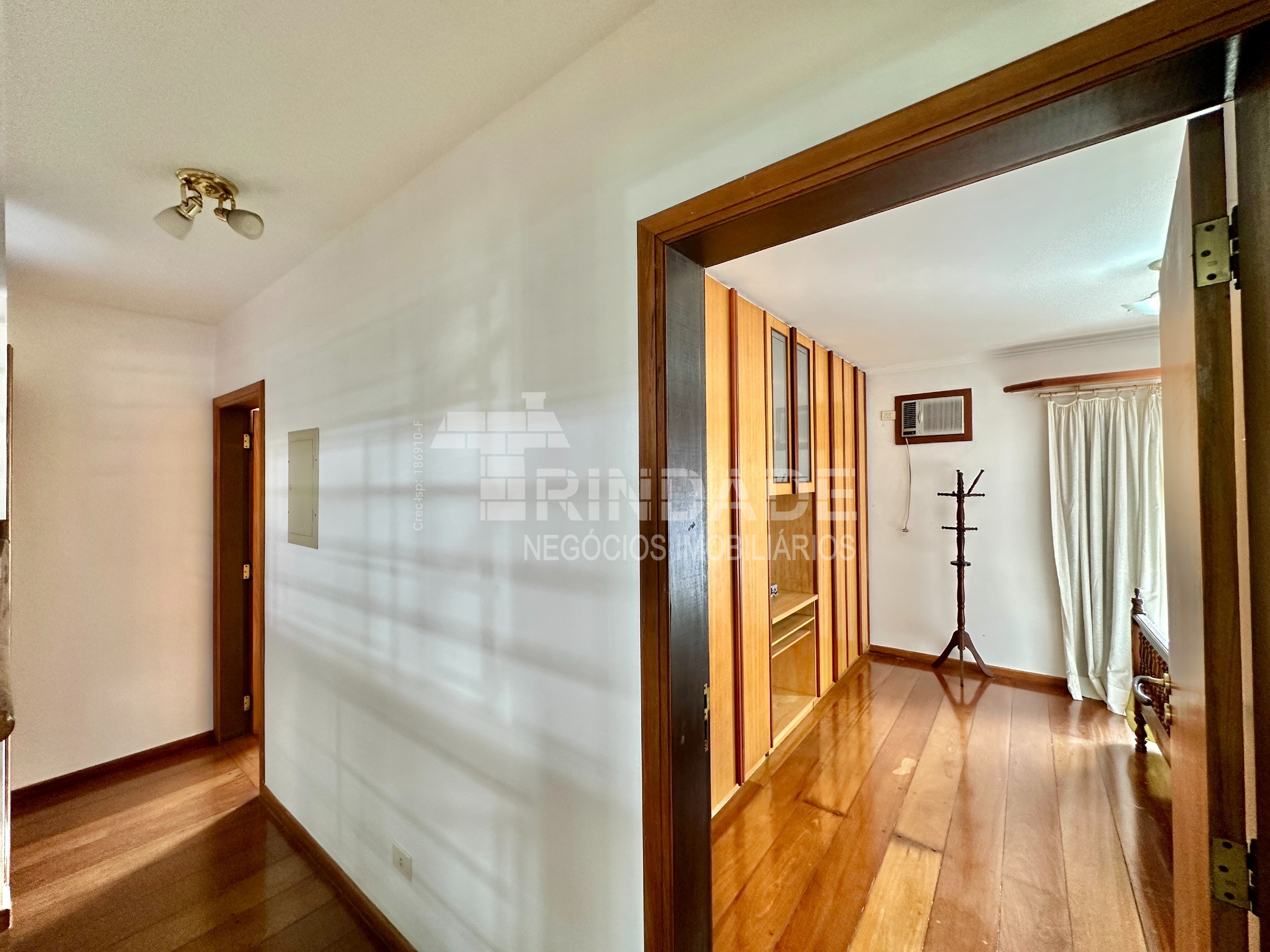 Excelente casa com 4 suítes na Granja Viana, foto 37 de 58