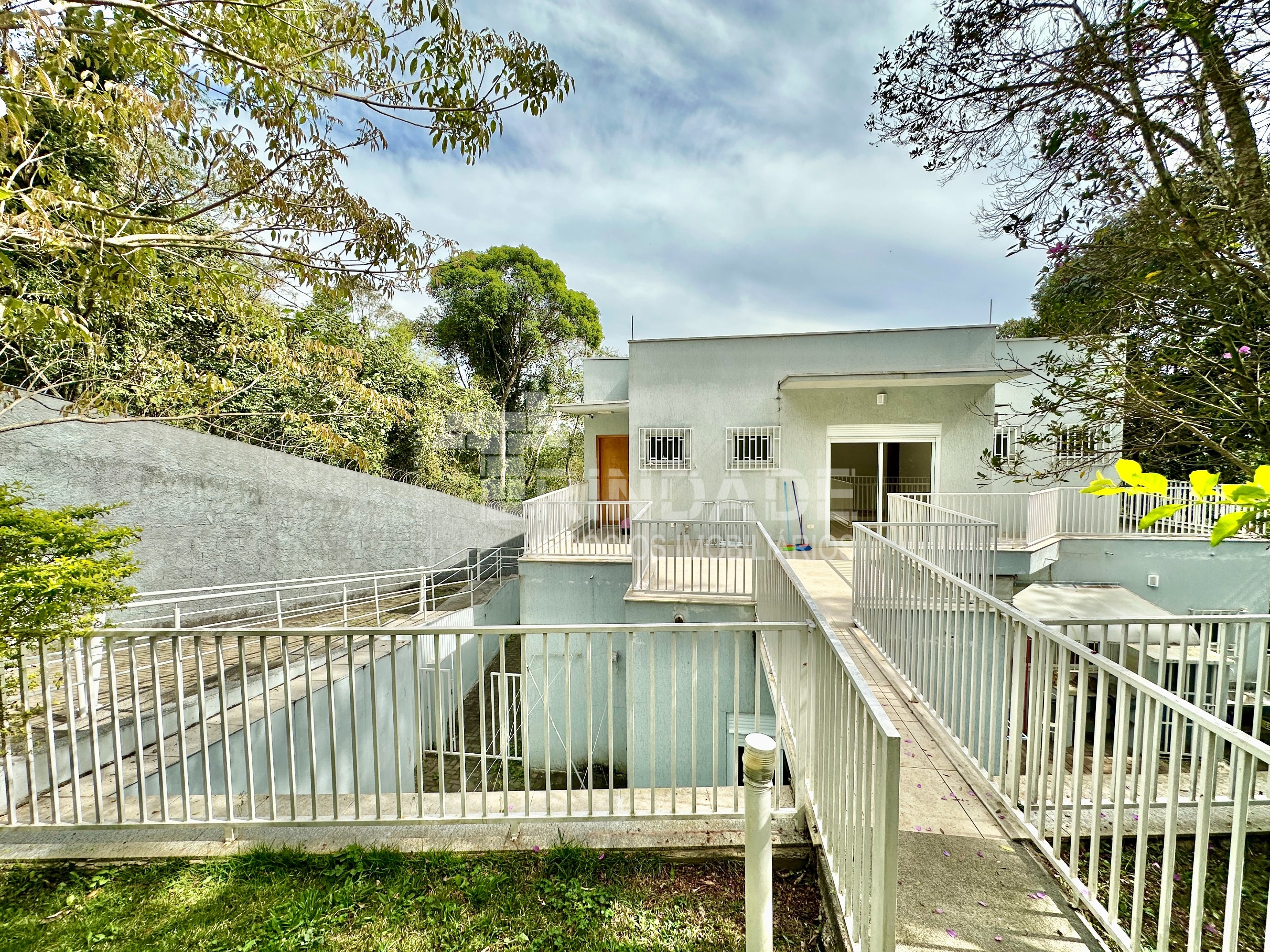 Ótima casa com 3 suítes na Granja Viana, foto 49 de 49