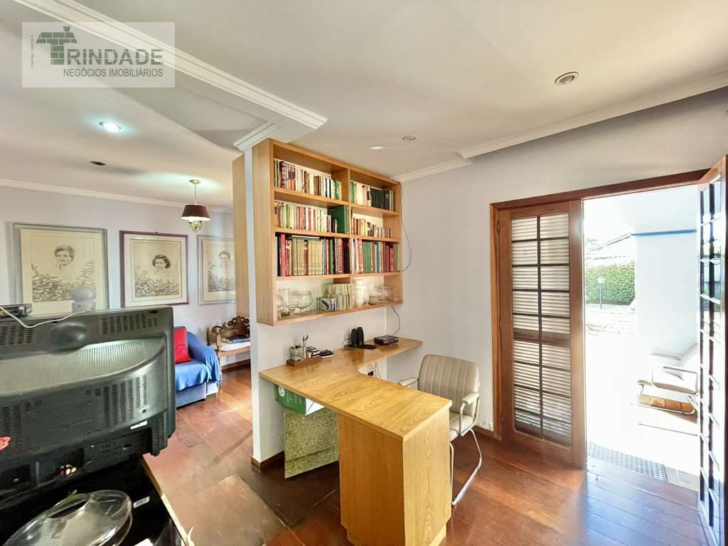 2 CASAS no mesmo lote, 6 dormitórios/5 suítes na Granja Viana, foto 20 de 59