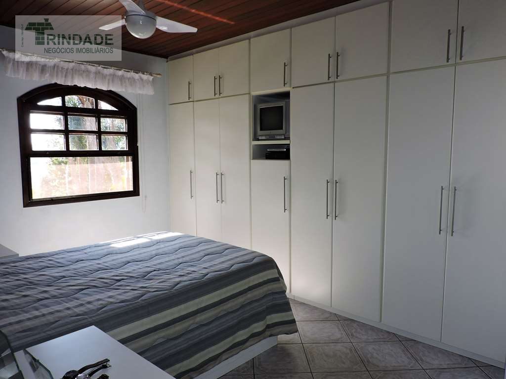 Casa com 3 dormitórios / 1 suíte em 2 lotes na Granja Viana, foto 26 de 32