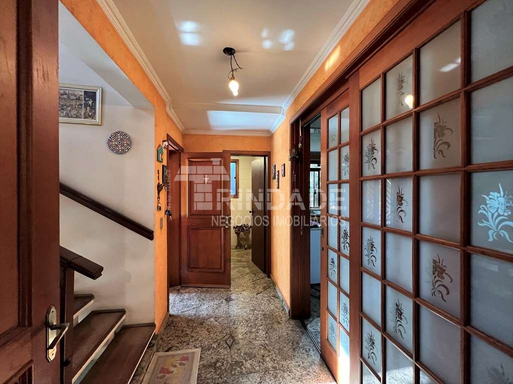 Casa com 4 dormitórios na Granja Viana, foto 10 de 38