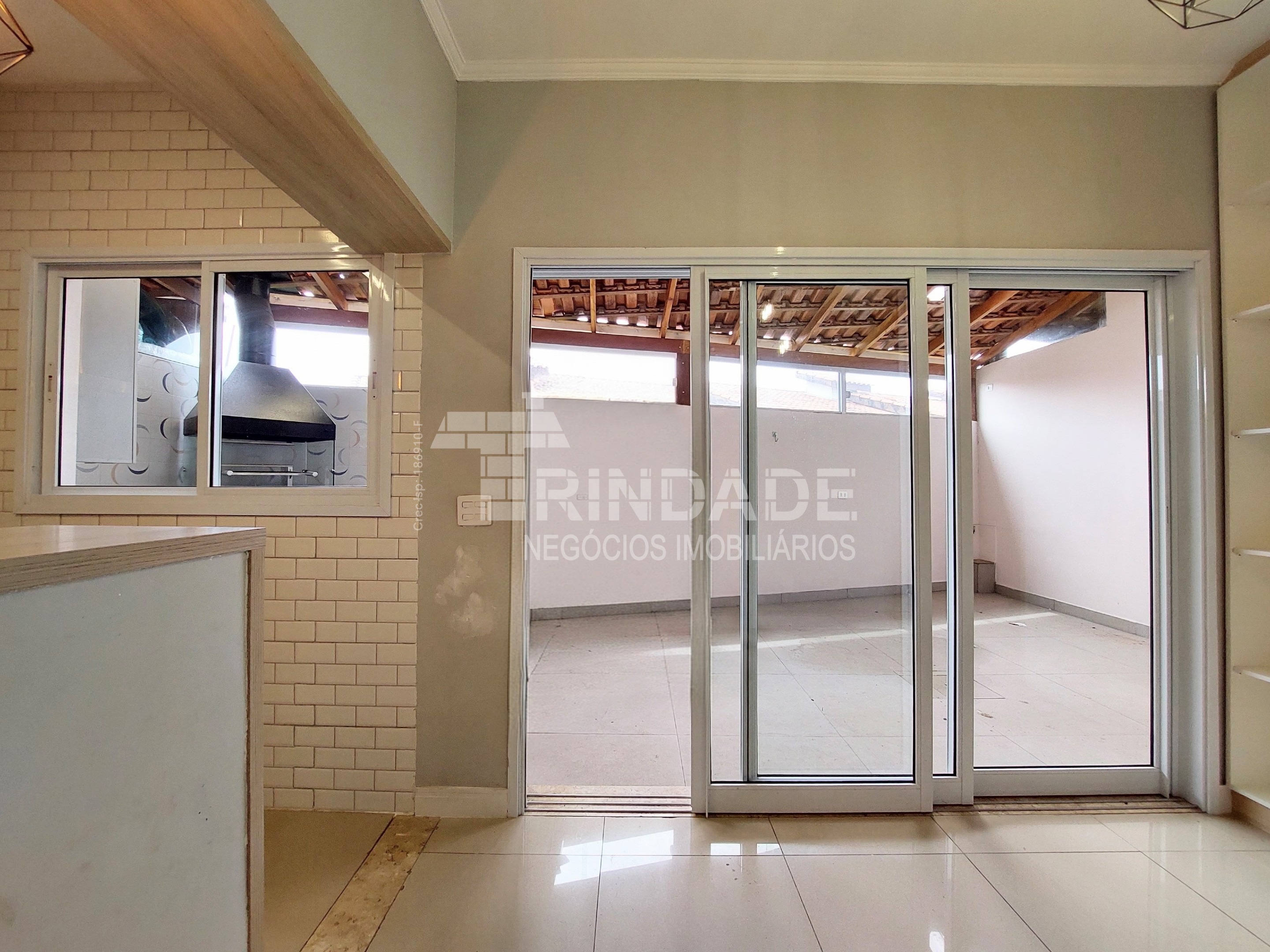 Casa com 3 dormitórios / 1 suíte, 124,35 m², em um condomínio clube, foto 7 de 59