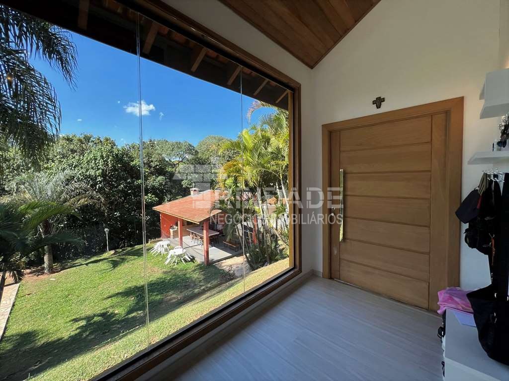 Casa com 4 dormitórios / 2 suítes - TÉRREA - Natureza e privacidade! , foto 6 de 43