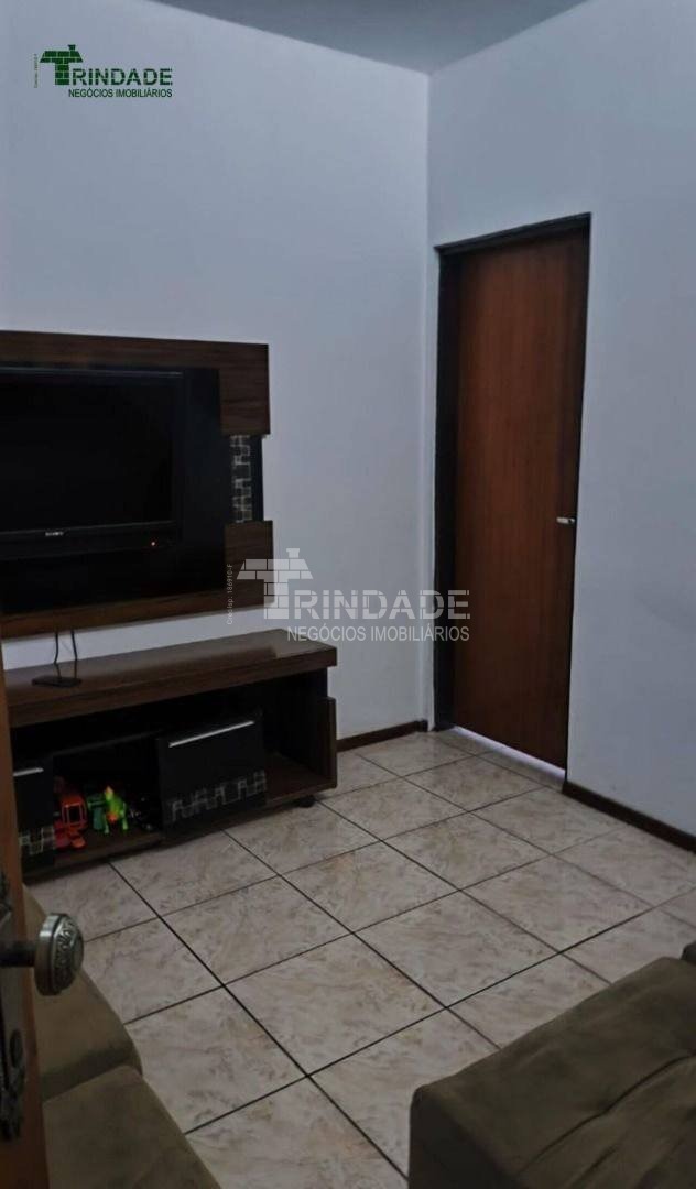 Casa com 2 dormitórios, 250 m², foto 12 de 15
