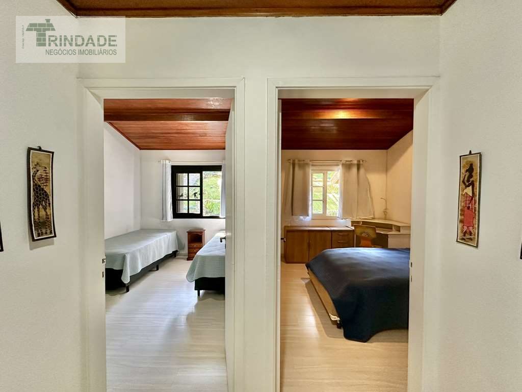 Casa térrea, impecável com 3 dormitórios / 1 suíte na Granja Viana, foto 34 de 50