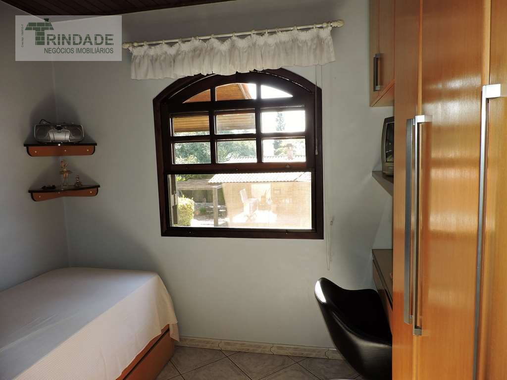 Casa com 3 dormitórios / 1 suíte em 2 lotes na Granja Viana, foto 10 de 32