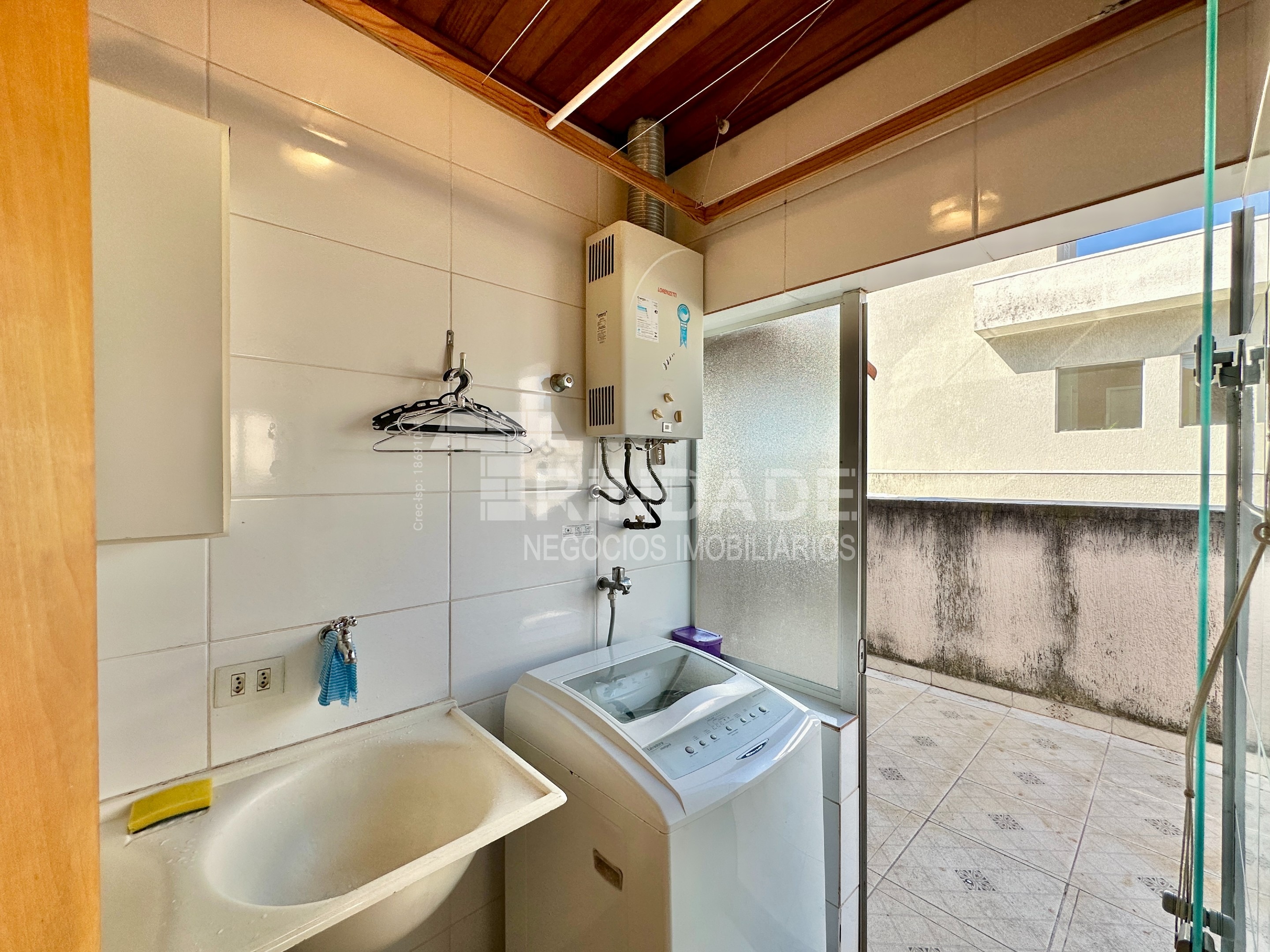 Casa Térrea Impecável com 3 dormitórios / 1 suíte, foto 28 de 47