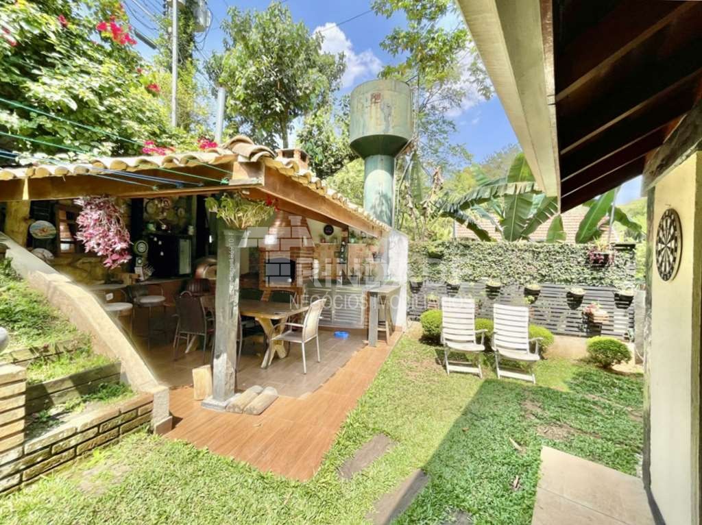 Casa com 3 dormitórios (sendo 1 suíte) / 183,31m² na Granja Viana, foto 17 de 55