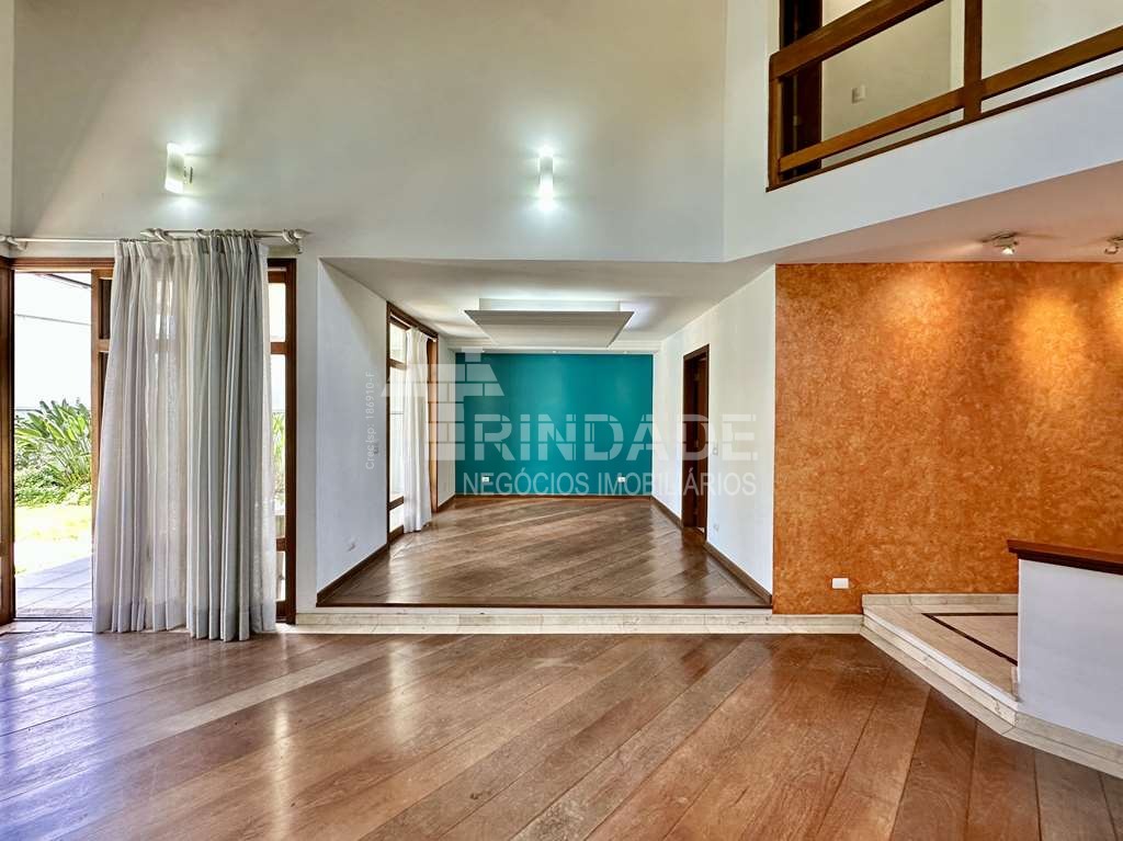 Casa Impecável com 4 dormitórios / 2 suítes na Granja Viana, foto 12 de 55
