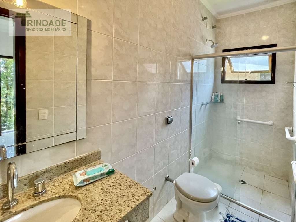 Casa com 4 dormitórios / 2 suíte na Granja Viana, foto 33 de 53