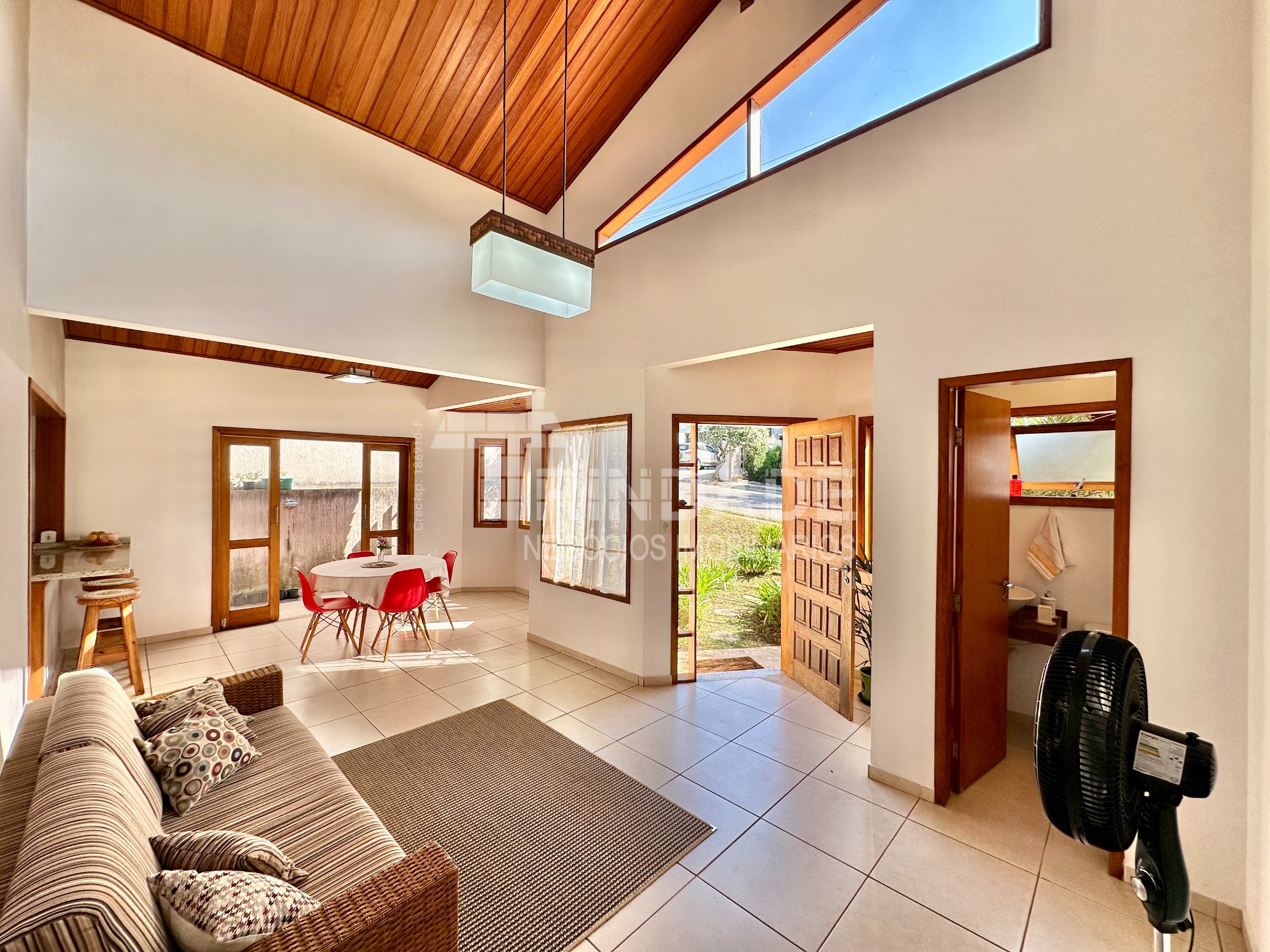 Casa Térrea Impecável com 3 dormitórios / 1 suíte, foto 21 de 47