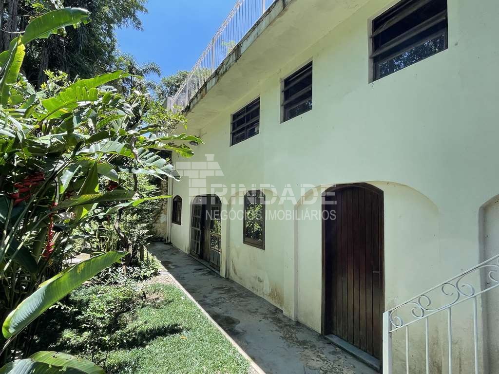 Linda Casa com 4 dormitórios / 2 suíte na Granja Viana, foto 55 de 55