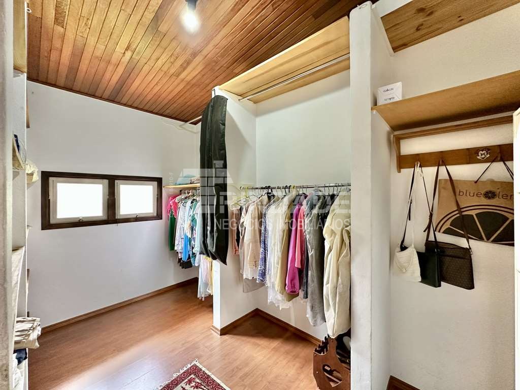 Casa com 4 dormitórios / sendo 1 suíte / Granja Viana / por 1.493.000,00, foto 44 de 60