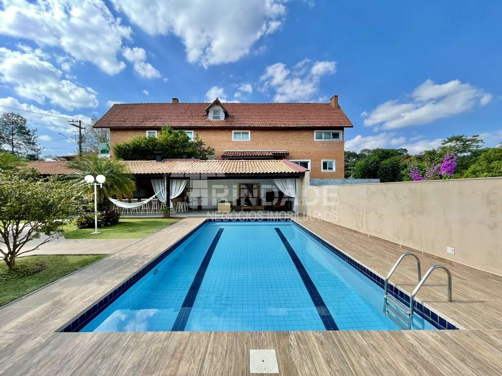 Ótima casa com 4 suítes na Granja Viana, foto 5 de 52