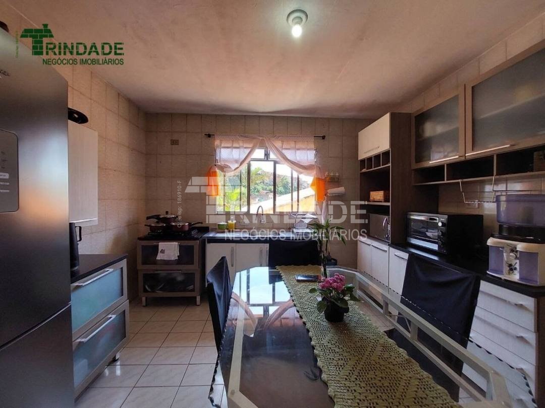Casa com 7 dormitórios, 268 m², foto 26 de 44