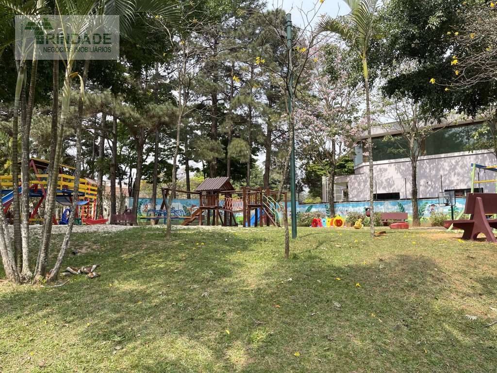 Casa com 4 dormitórios / 1 suíte na Granja Viana, foto 21 de 54