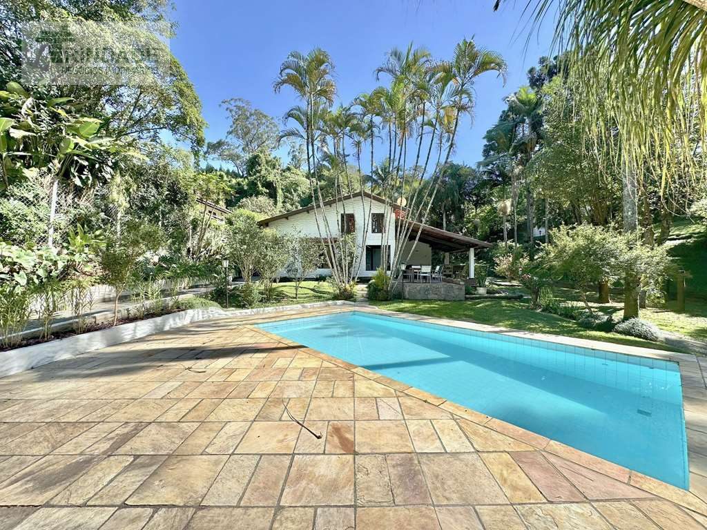 Casa térrea, impecável com 3 dormitórios / 1 suíte na Granja Viana, foto 3 de 50