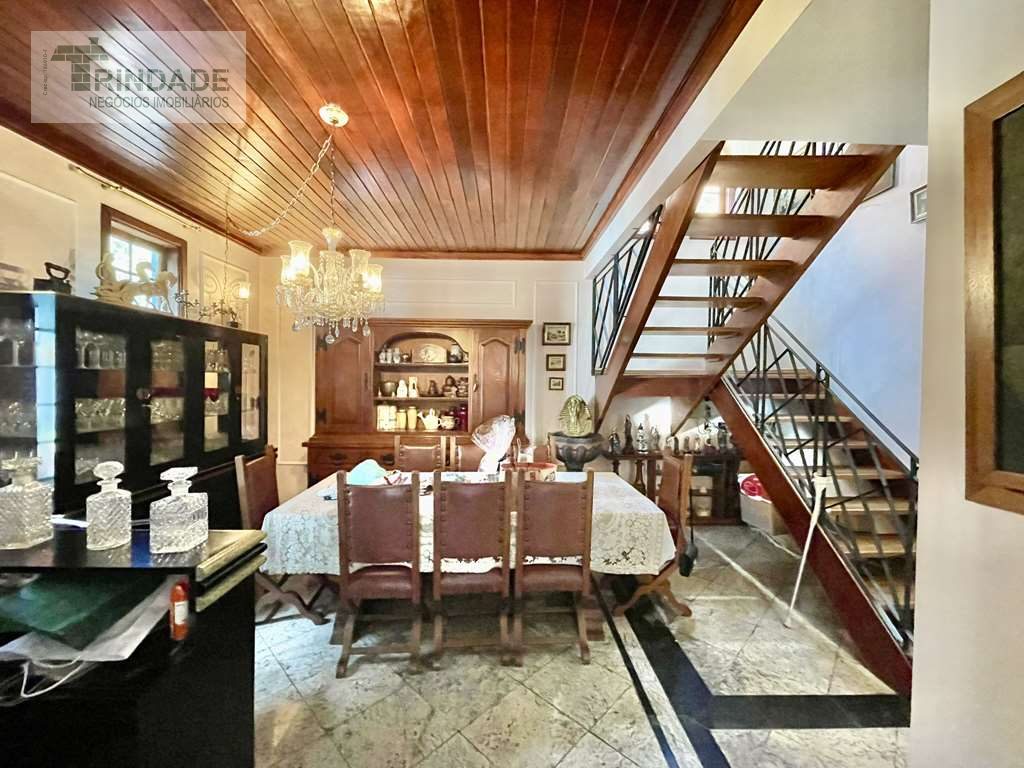 2 CASAS no mesmo lote, 6 dormitórios/5 suítes na Granja Viana, foto 16 de 59