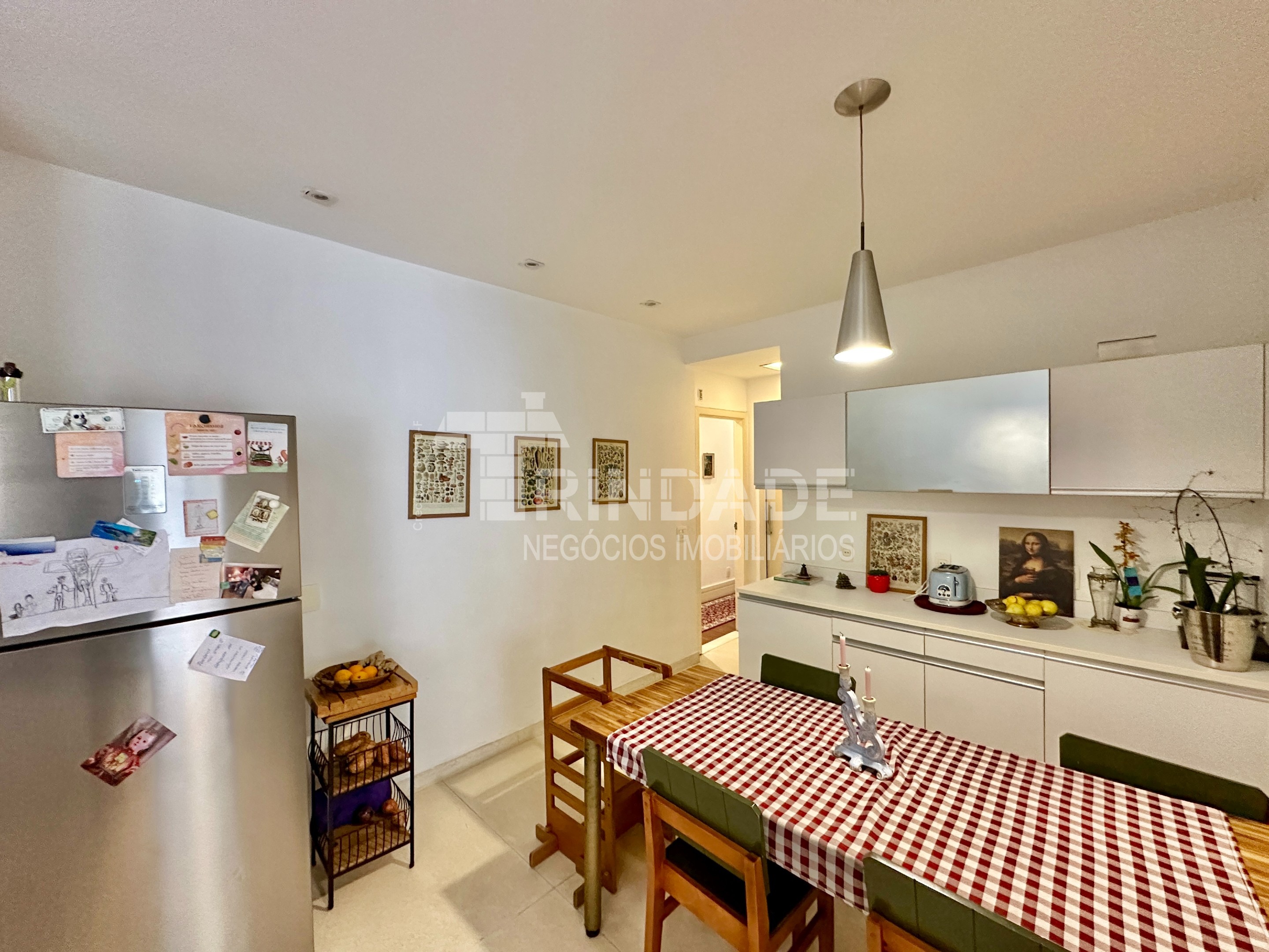 Casa com 4 suítes na Granja Viana, foto 20 de 49