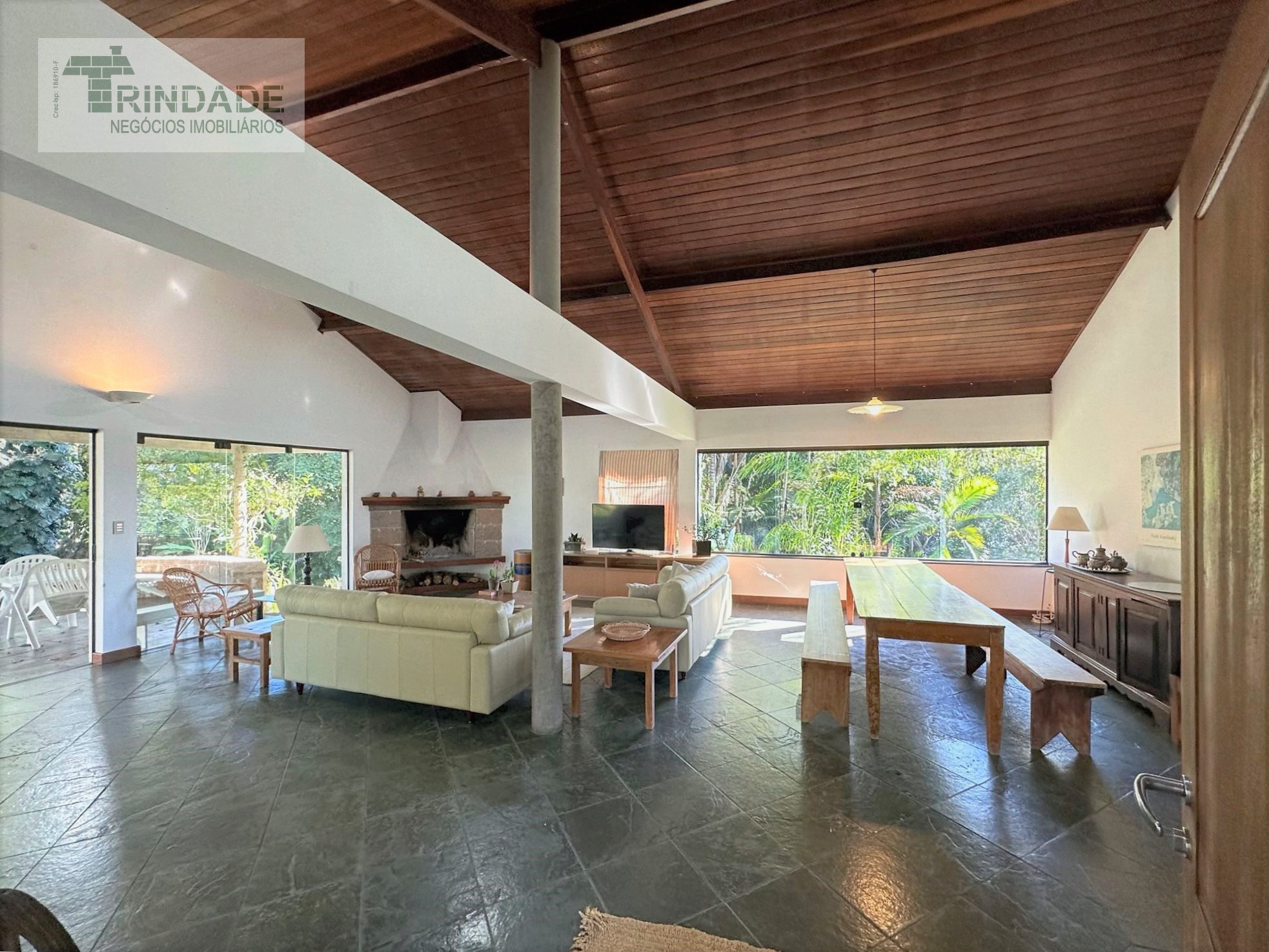 Casa em terreno de 10.490m² - Ideal para morar ou investir na Granja Viana, foto 15 de 48