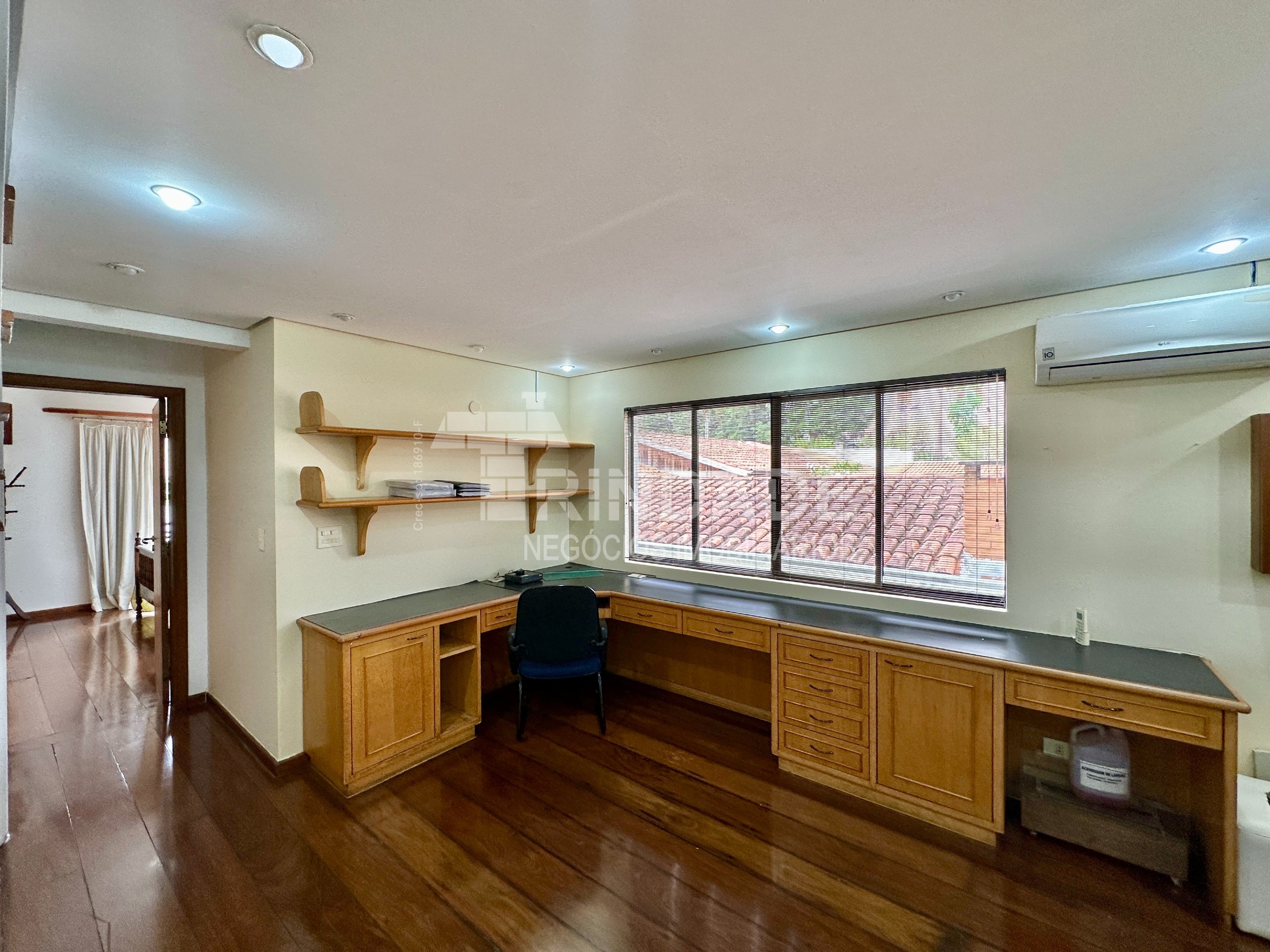 Excelente casa com 4 suítes na Granja Viana, foto 52 de 58