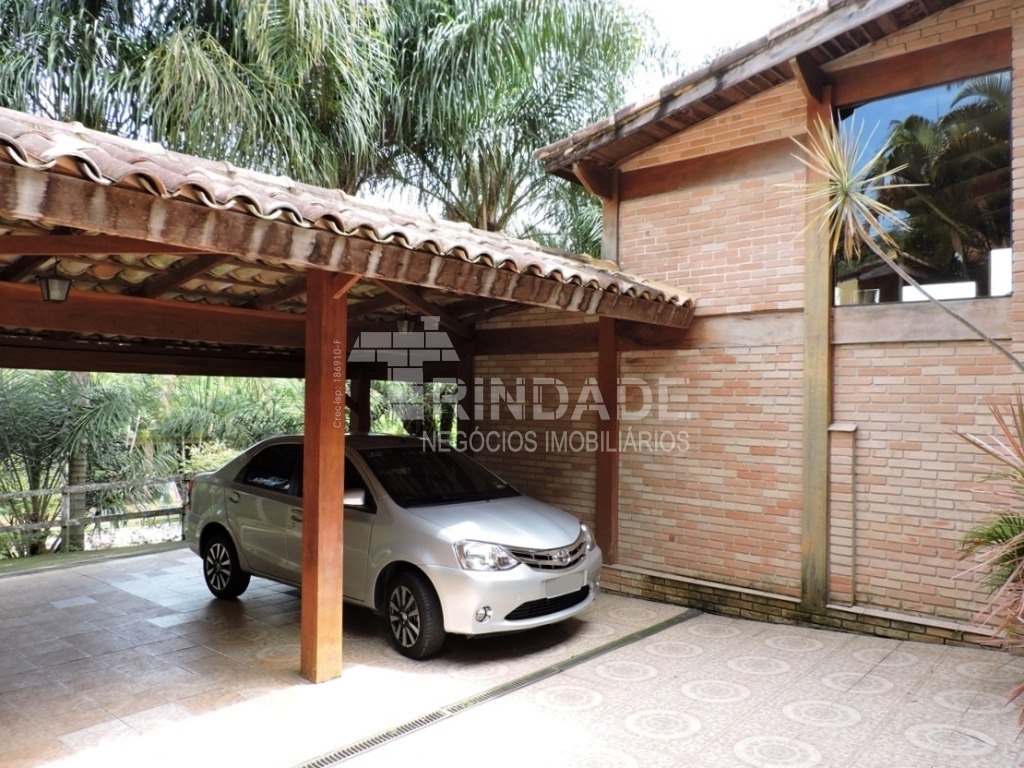 Casa com 5 dormitórios / sendo 3 suítes na Granja Viana por 1.690.000,00, foto 6 de 28