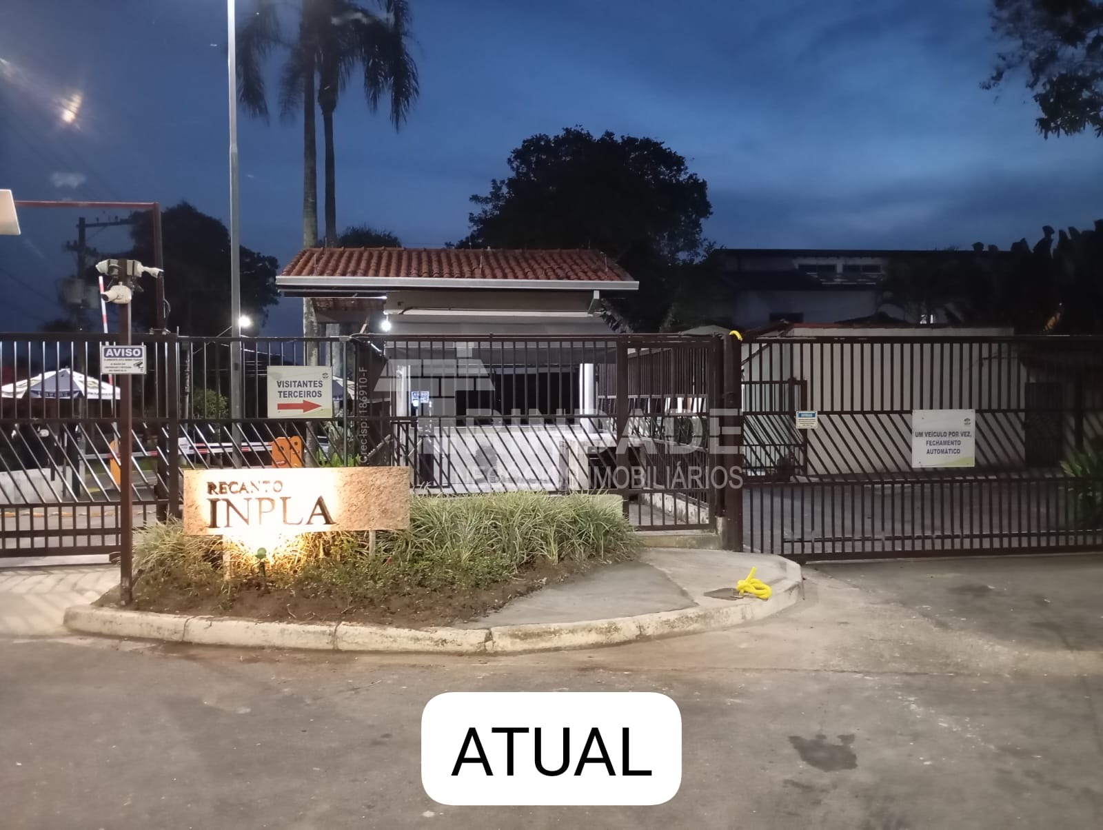 Casa moderna com 4 suítes na Granja Viana, foto 48 de 55