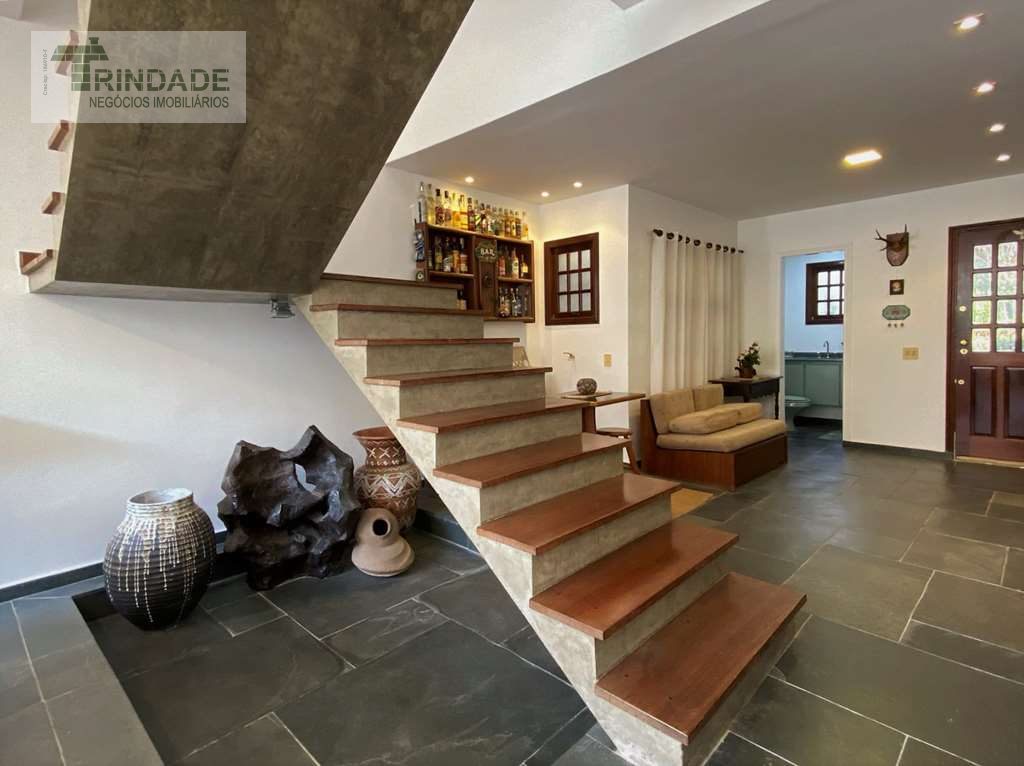 Casa Impecável com 4 dormitórios (2 suítes) e área gourmet na Granja Viana, foto 11 de 36