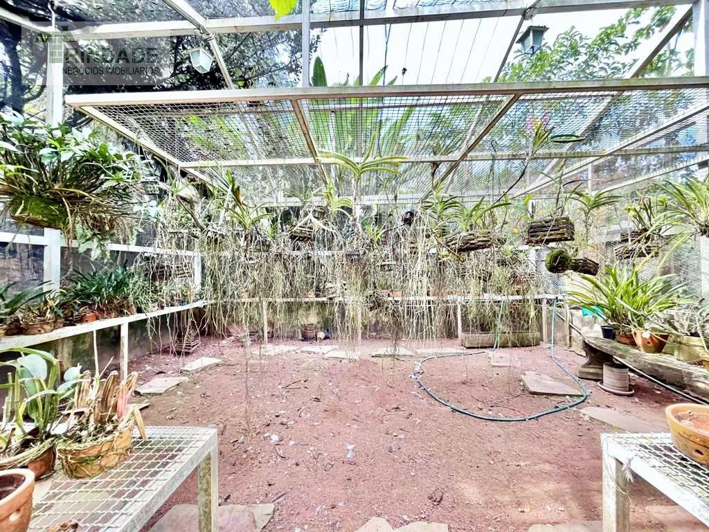 Casa com 4 dormitórios / 2 suíte na Granja Viana, foto 48 de 53