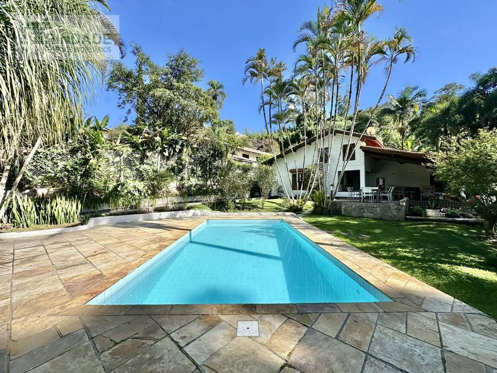 Casa térrea, impecável com 3 dormitórios / 1 suíte na Granja Viana, foto 26 de 50