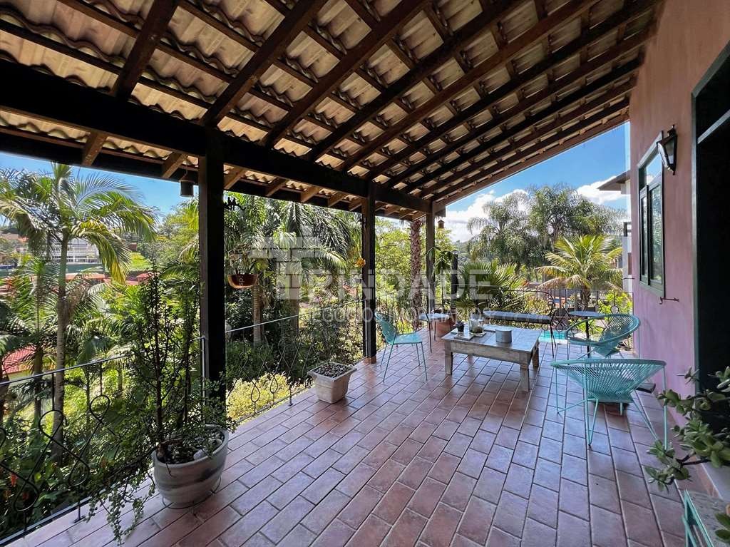 Casa com 5 dormitórios / 2suítes - Rústica e gourmet na Granja Viana, foto 22 de 65