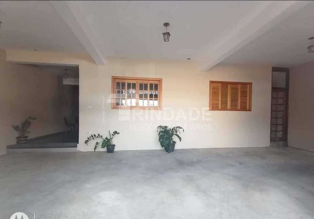 Casa térrea com 2 dormitórios / 180,90m², foto 3 de 26
