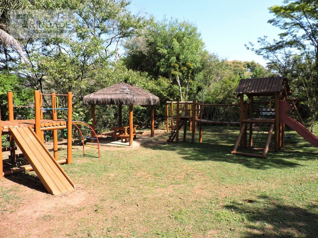 Casa com 4 dormitórios / 2 suíte na Granja Viana, foto 50 de 53