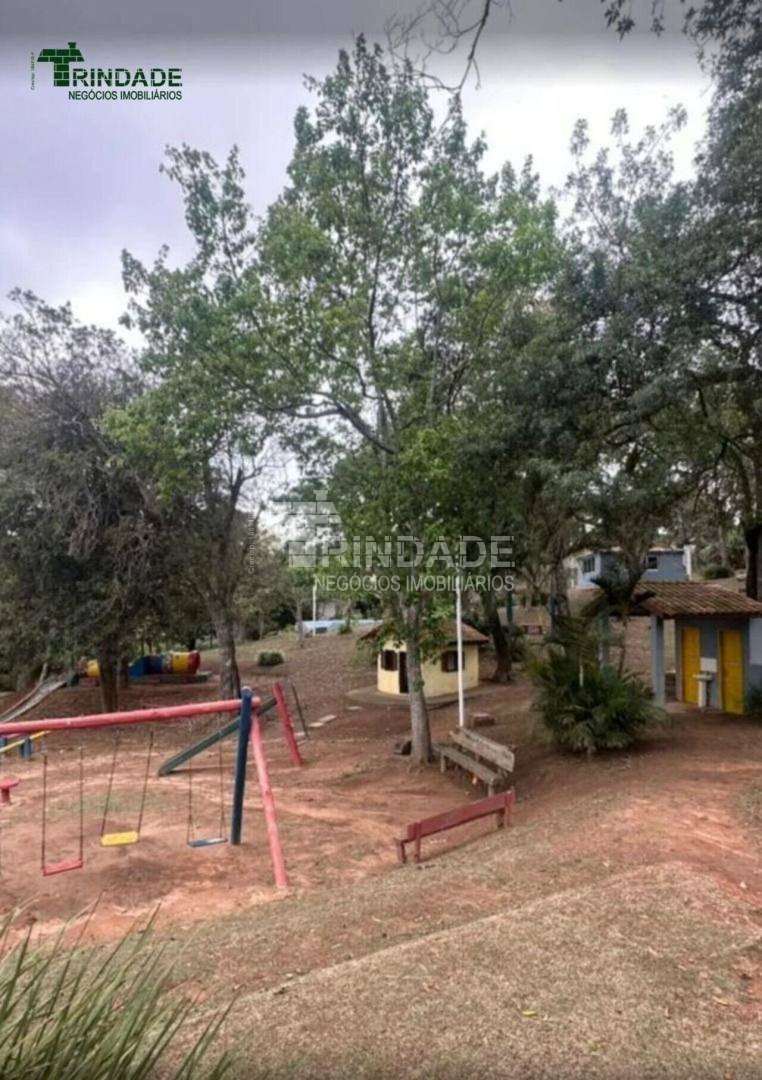 Casa com 3 dormitórios, 141 m², foto 25 de 25