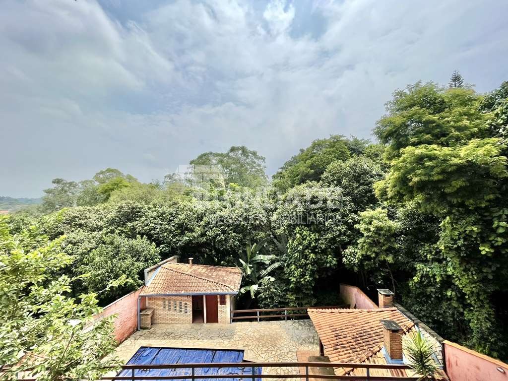 Casa com 5 dormitórios / sendo 2 suítes na Granja Viana, foto 31 de 45
