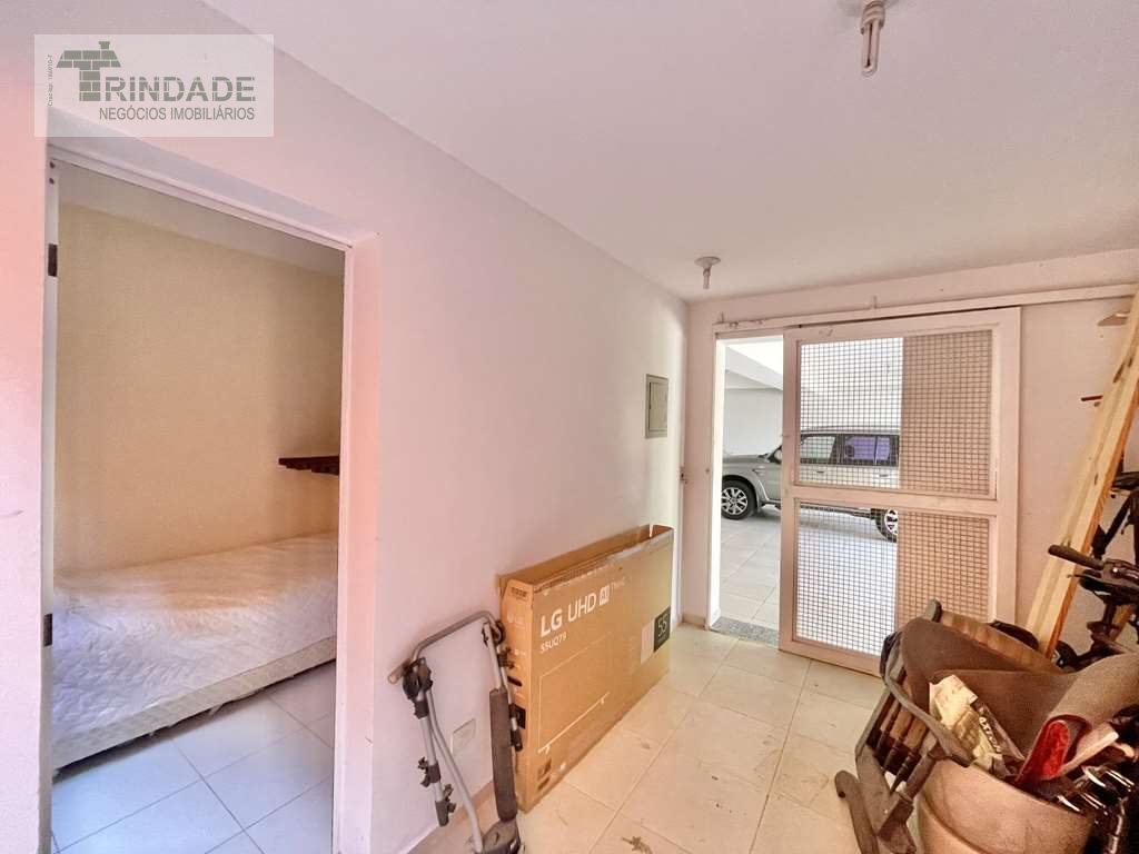 Linda casa c/ 4 suítes, lareira, gourmet e piscina!, foto 47 de 54