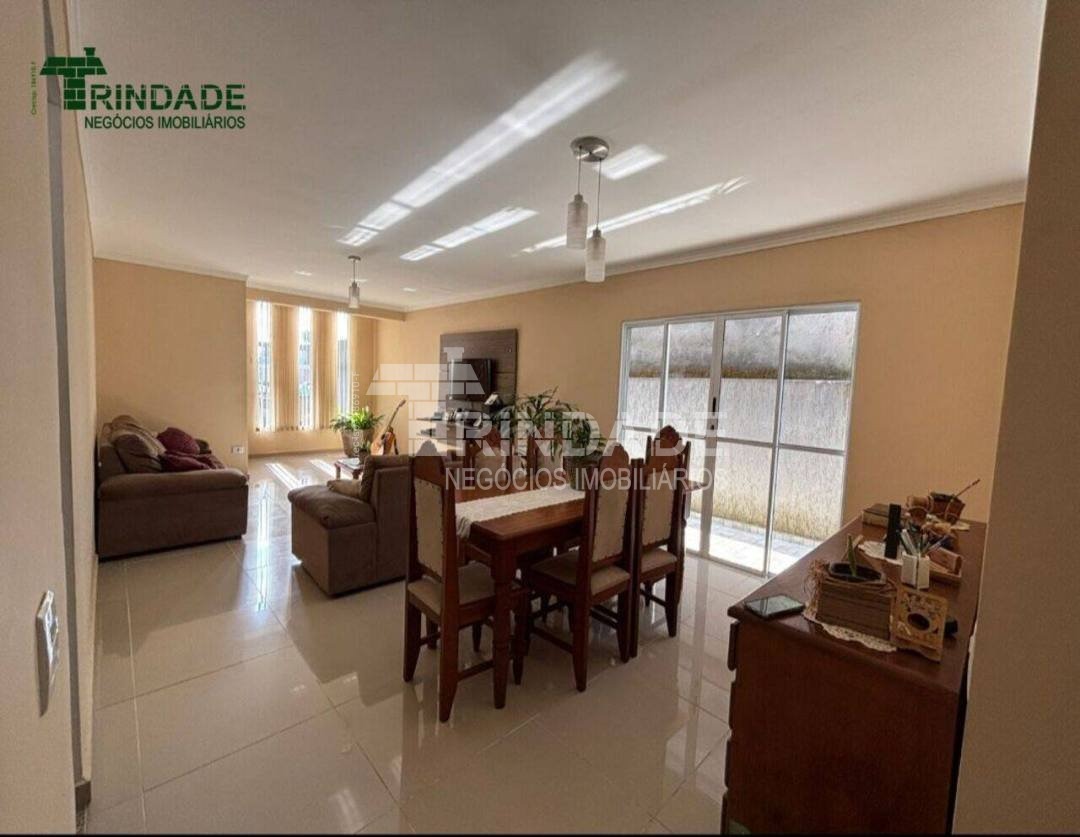 Casa com 3 dormitórios, 141 m², foto 15 de 25