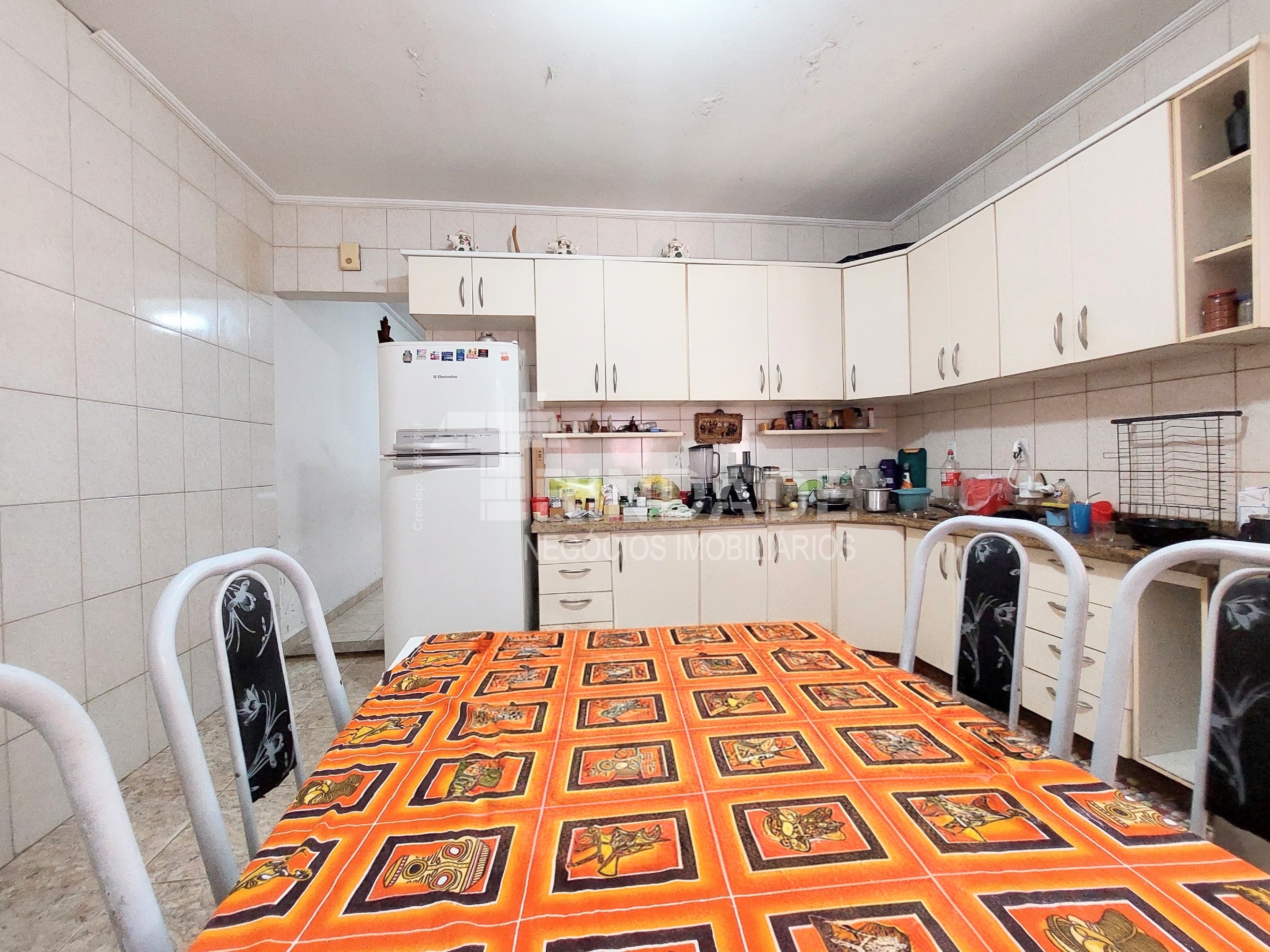 Casa com 3 dormitórios / 1 suíte no centro de Cotia, foto 23 de 31