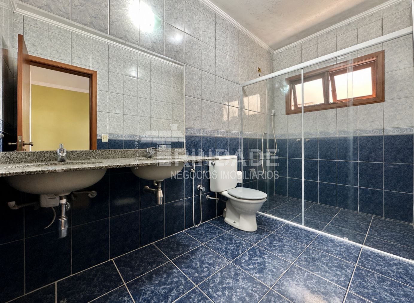 Casa com 3 dormitórios (sendo 1 suíte), lareira, piscina e gourmet, foto 12 de 46