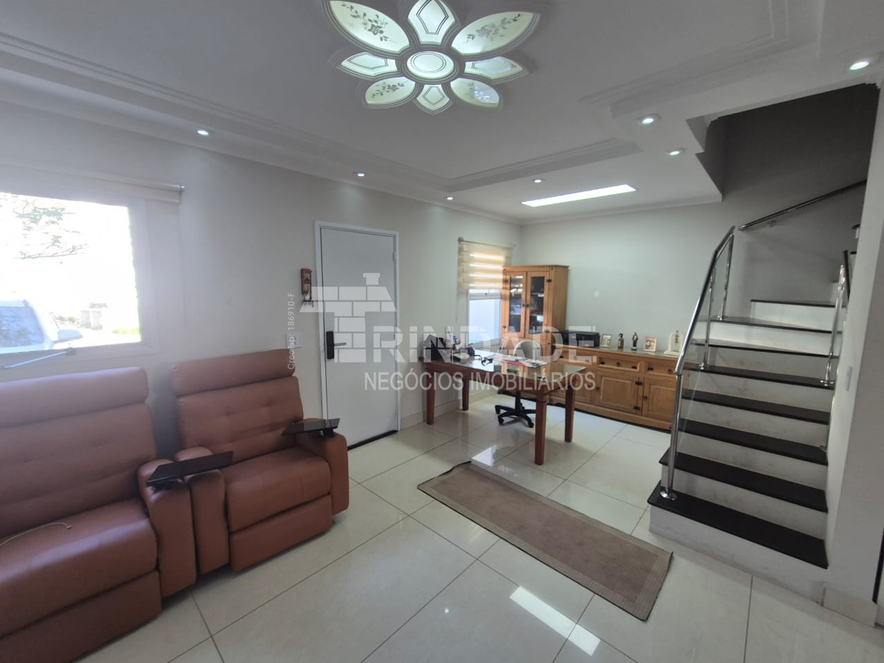 Casa Impecável à venda na Granja Viana, com  3 dormitórios, 153m² por 795.000, foto 13 de 31