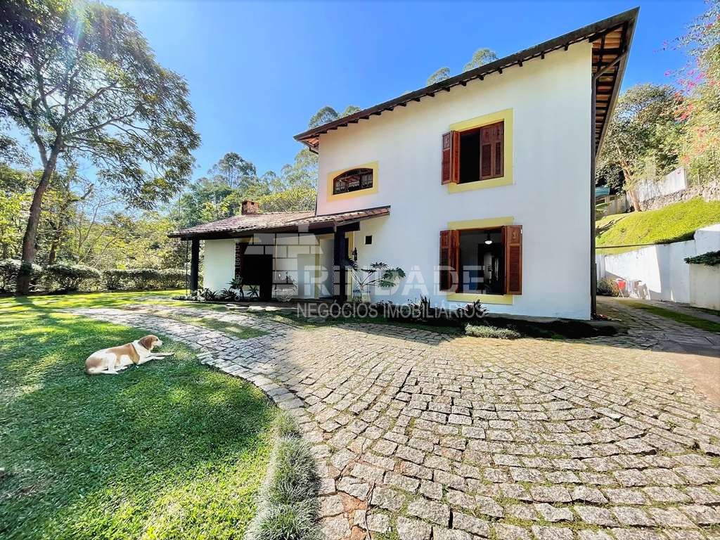 Casa com 3dormitórios/1suíte + hóspedes +caseiro / por 1.570.000,00, foto 5 de 49