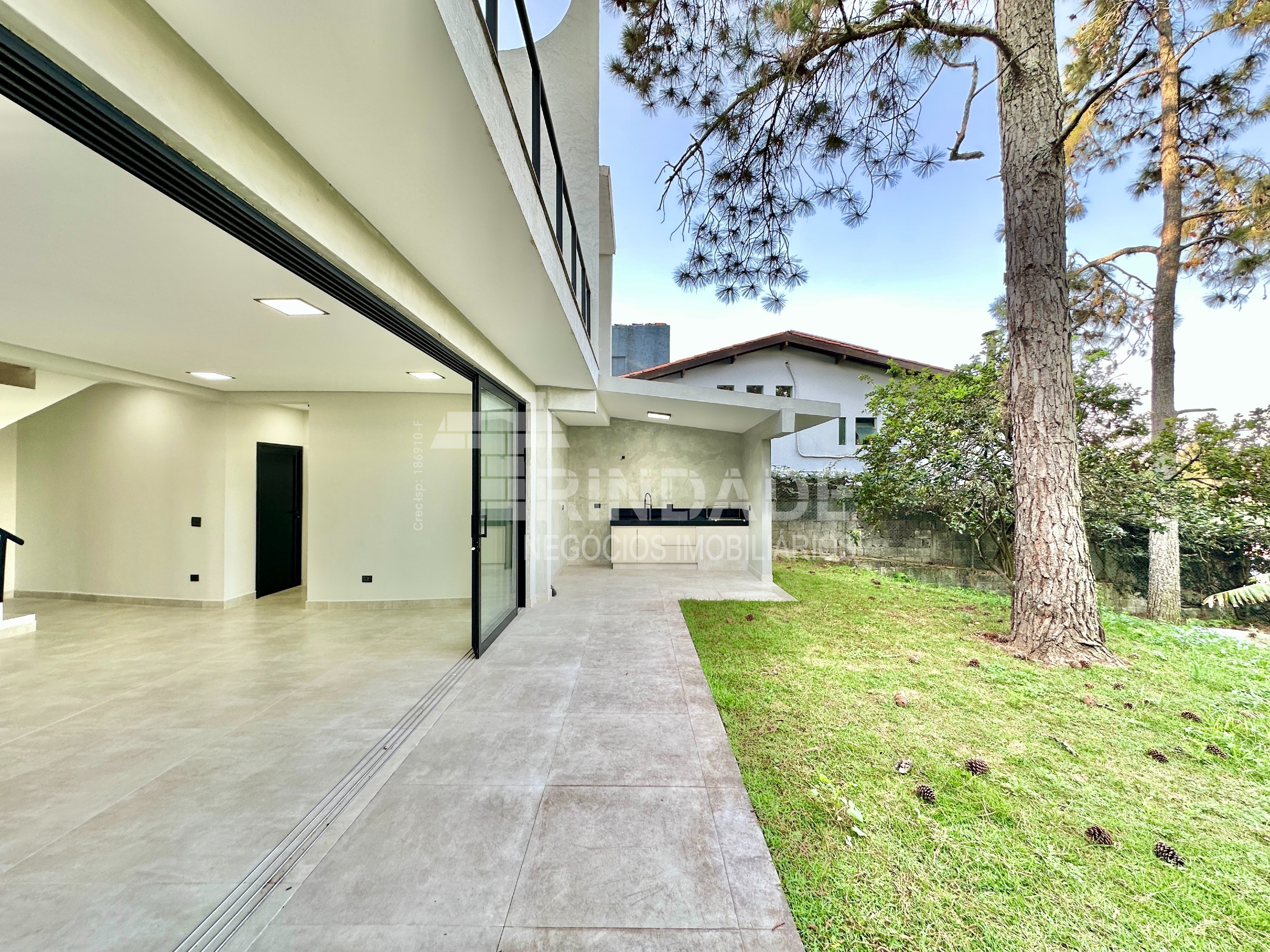 Casa moderna com 3 suítes na Granja Viana, foto 38 de 44