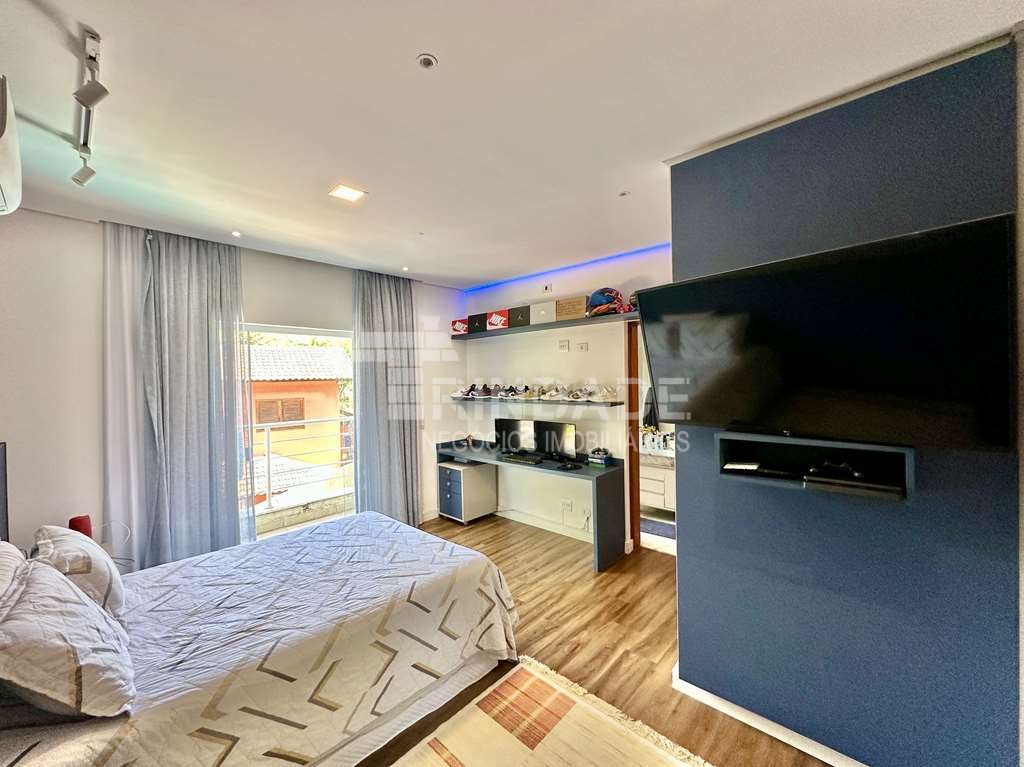 Casa impecável com 4 dormitórios / 3 suítes na Granja Viana, foto 51 de 53