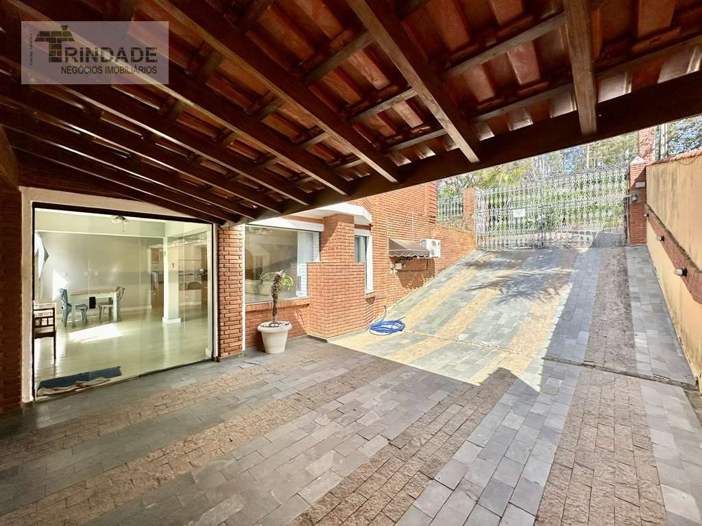 Casa com 5 suítes, gourmet e piscina na Granja Viana, foto 39 de 54